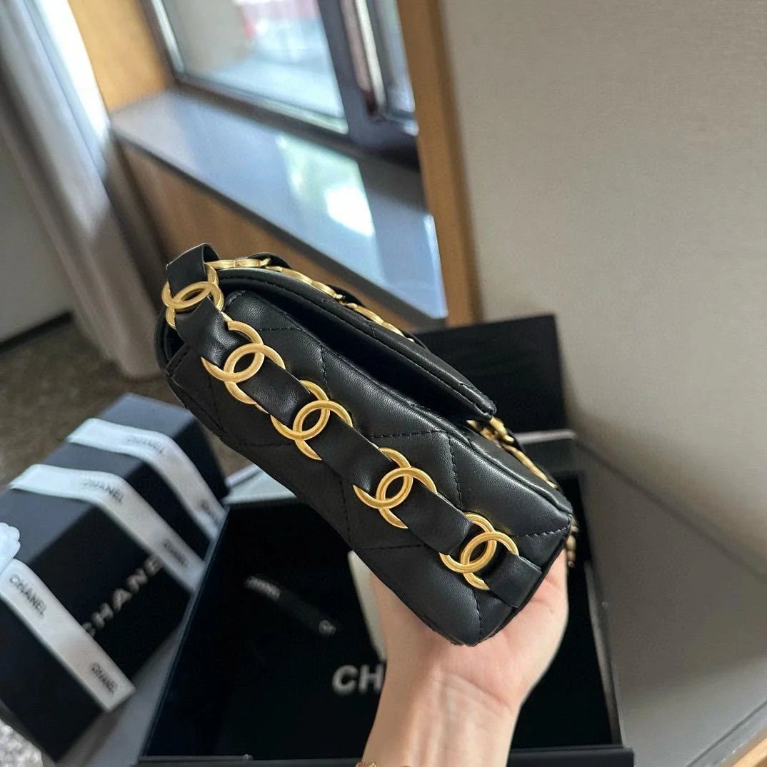 Chanel gold chain bag  
